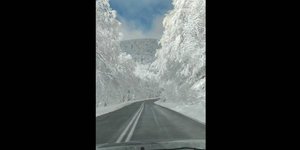 Χιονισμένος δρόμος