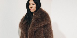 Αυτά είναι τα 4 γούνινα παλτό από τα Zara που ξεχωρίζουν φέτος