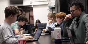 Σε ένα ιδιωτικό σχολείο στο Όστιν του Τέξας, ένα πείραμα διδασκαλίας με «ψηφιακό δάσκαλο» παρουσιάζεται ως υπόσχεση για το πώς θα μπορούσε να αλλάξει η σχολική καθημερινότητα / INSTAGRAM