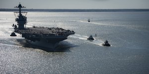 Το αμερικανικό αεροπλανοφόρο USS Gerald R Ford το 2017