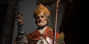 Άγαλμα του Αγίου Βαλεντίνου στη βασιλική της ιταλικής πόλης Τέρνι