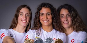 Οι αδελφές Αλεξανδρή