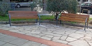 δυο παγκακια