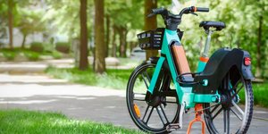 Tο ποδήλατο του μέλλοντος έχει αυτονομία 1.000 χλμ. και χρησιμοποιεί τεχνητή νοημοσύνη 