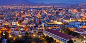 Η Αθήνα τη νύχτα