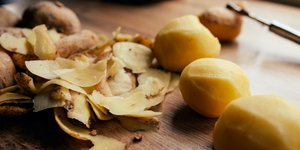 φλούδες πατάτας