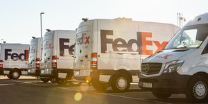 fedex