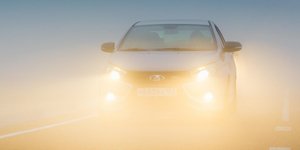 Κίνηση αυτοκινήτου σε συνθήκες ομίχλης