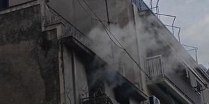  Φωτιά σε εγκαταλελειμμένο σπίτι στο Μεταξουργείο