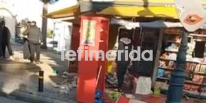 Το κατεστραμμένο περίπτερο στη Γαστούνη