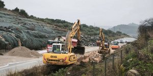 Σκαπτικά μηχανήματα στην Ιόνια Οδό