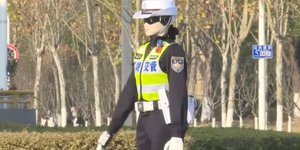 Τροχονόμοι ρομπότ στην Κίνα 