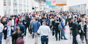 κοσμος πληθος