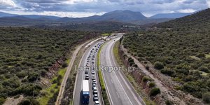 Ουρές χιλιομέτρων στην Αθηνών-Λαμίας για την έξοδο της Καθαράς Δευτέρας