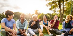 Το προσδόκιμο ζωής εξακολουθεί να αυξάνεται σε ορισμένες περιοχές της Ευρώπης — όχι όμως παντού / SHUTTERSTOCK