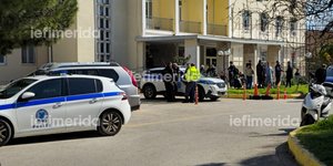 Στο νοσοκομείο που μεταφέρθηκε ο 19χρονος με τραύματα από μαχαίρι στο Λουτράκι 