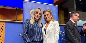 Ελεωνόρα Μελέτη και Ευγενία Μανωλίδου