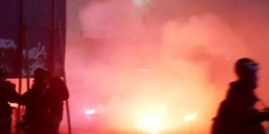 Συγκρούσεις της αστυνομίας με διαδηλωτές στο Μιλάνο, κοντά στο Ολυμπιακό Χωριό