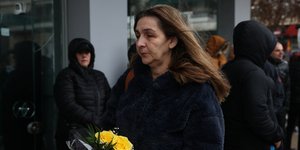 Η Μελίνα Κακουλίδου, μητέρα του αδικοχαμένου θύματος οπαδικής βίας, Άλκη Καμπανού