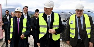 Ο Νίκος Δένδιας στο Γενικό Νοσοκομείο Κομοτηνής