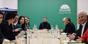 ΠΑΣΟΚ: Νέος εμφύλιος για την εκλογή συνέδρων στην ΚΟΕΣ