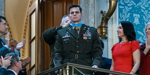 Η ιστορία του πιλότου στην επιχείρηση σύλληψης του Μαδούρο που παρασημοφόρησε ο Τραμπ