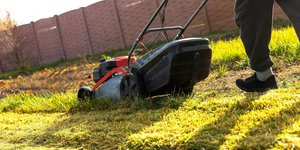 Καθαρισμός οικοπέδου