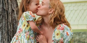 Η Ράμερ Γουίλις με την κόρη της Λουέλα