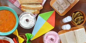 σαρακοστιανα ουζο