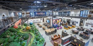 Χαρακτηριστικό παράδειγμα αυτής της νέας προσέγγισης είναι το Hansa, ένα co-working συγκρότημα περίπου 3.000 τετραγωνικών μέτρων στο Buffalo των ΗΠΑ / ΗΑΝSA