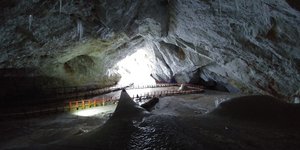 σπηλια παγου