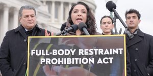 Ο Ice συλλαμβάνει φοιτήτρια του Κολούμπια 