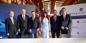 Θεοδωρικάκος , Γκιλφόιλ, Κυρανάκης με στελέχη ΟΝΕΧ και κινέζους