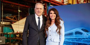 Τάκης Θεοδωρικάκος, Κίμπερλι Γκίλφοϊλ