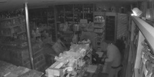 Διαρρήκτης εισέβαλε σε κατάστημα στη Θεσσαλονίκη 
