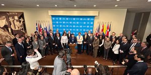 Η Ουκρανία χαιρετίζει το ψήφισμα του ΟΗΕ για διαρκή ειρήνη