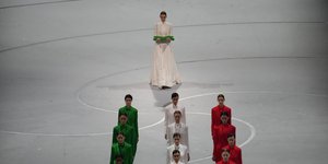 Η Βιτόρια Τσερέτι στην τελετή έναρξης των Χειμερινών Ολυμπιακών Αγώνων 