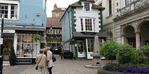 Το στραβό σπίτι του Ουίνδσορ 