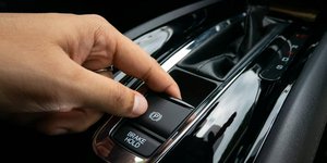 Ηλεκτρικό χειρόφρενο 