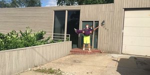 Ζευγάρι αγόρασε εγκαταλελειμμένο πυροσβεστικό σταθμό