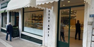 βιτρίνα πρόσοψη φούρνος Αθήνα Deux Amis 