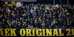 Οπαδοί της ΑΕΚ σε εκτός έδρας ματς στο Conference League