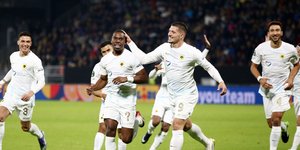 Οι παίκτες της ΑΕΚ πανηγυρίζουν