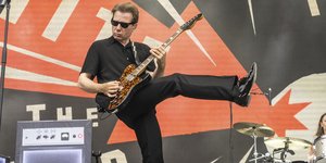  Ο ελληνικής καταγωγής τραγουδιστής των Franz Ferdinand, Άλεξ Καπράνος