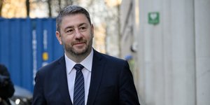 Ανδρουλάκης στην προσύνοδο των Ευρωπαίων Σοσιαλιστών: Ειρήνη στη Μέση Ανατολή και μέτρα στήριξης κατά της ακρίβειας