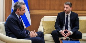 Συνάντηση Κυριάκου Μητσοτάκη με Νίκο Ανδρουλάκη 