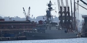 Η ιρανική φρεγάτα IRIS Dena