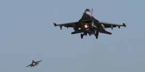Μαχητικά αεροσκάφη F-16 της Πολεμικής Αεροπορίας των ΗΠΑ - Φωτ. αρχείου ΑP