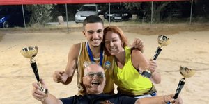 18χρονος Πύργος