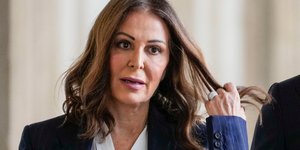 Ντανιέλα Σαντάνσε Ιταλία παραίτηση